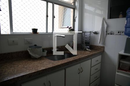 Apartamento à venda com 194m², 5 quartos e 3 vagasCozinha