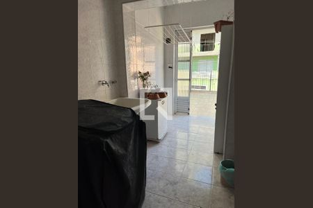 Casa à venda com 160m², 5 quartos e 2 vagas Casa à venda com 160m², 5 quartos e 2 vagasÁrea de Serviço