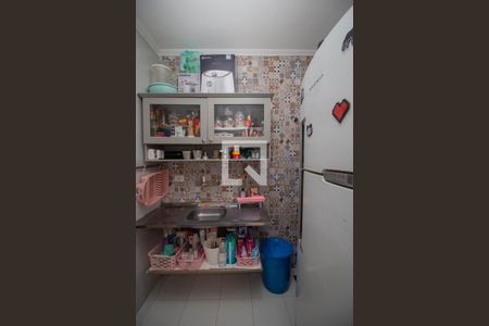 Casa à venda com 160m², 5 quartos e 2 vagas Casa à venda com 160m², 5 quartos e 2 vagasCozinha Casa 2