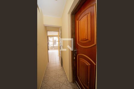 Casa à venda com 160m², 5 quartos e 2 vagas Casa à venda com 160m², 5 quartos e 2 vagasHall de Entrada