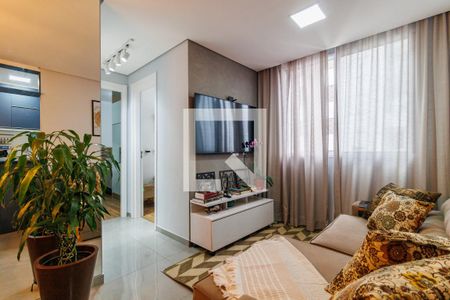Sala de apartamento para alugar com 2 quartos, 42m² em Jardim Monte Alegre, Taboão da Serra