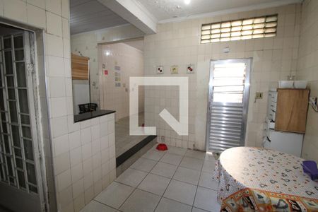 Casa à venda com 230m², 3 quartos e sem vagaCozinha