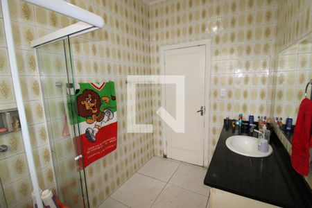Casa à venda com 230m², 3 quartos e sem vagaBanheiro 2