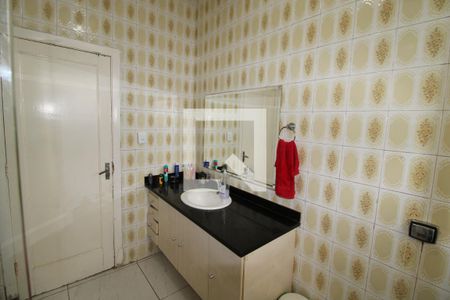 Casa à venda com 230m², 3 quartos e sem vagaBanheiro 2