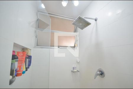 Apartamento à venda com 300m², 4 quartos e 4 vagas Apartamento à venda com 300m², 4 quartos e 4 vagasBanheiro Social