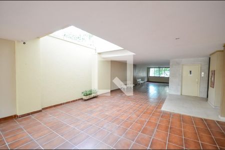 Apartamento à venda com 300m², 4 quartos e 4 vagas Apartamento à venda com 300m², 4 quartos e 4 vagasÁrea comum - Playground