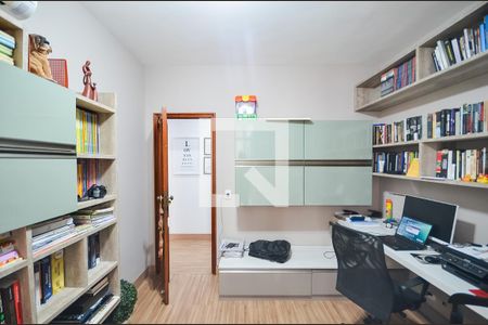 Apartamento à venda com 300m², 4 quartos e 4 vagas Apartamento à venda com 300m², 4 quartos e 4 vagasQuarto 2