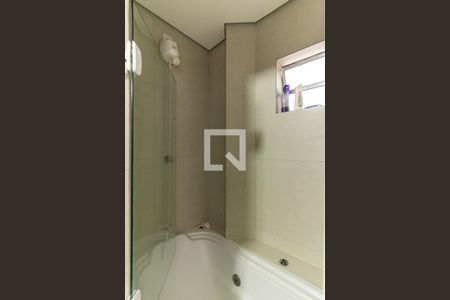 Apartamento à venda com 140m², 4 quartos e sem vaga Apartamento à venda com 140m², 4 quartos e sem vagaSuíte 2 - Banheiro 2