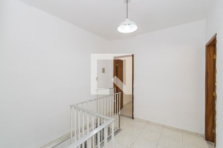 Hall do 2º andar de casa à venda com 3 quartos, 130m² em Braz de Pina, Rio de Janeiro