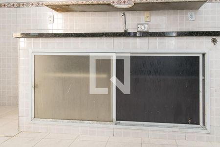 Casa à venda com 130m², 3 quartos e 1 vaga Casa à venda com 130m², 3 quartos e 1 vagaCozinha - Armários