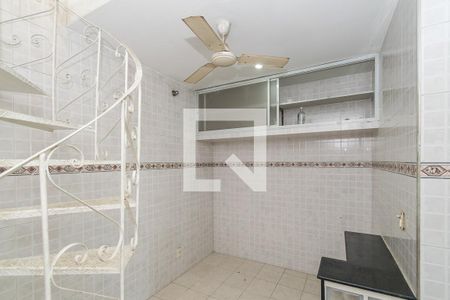 Casa à venda com 130m², 3 quartos e 1 vaga Casa à venda com 130m², 3 quartos e 1 vagaCozinha