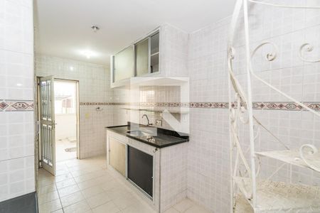 Casa à venda com 130m², 3 quartos e 1 vaga Casa à venda com 130m², 3 quartos e 1 vagaCozinha
