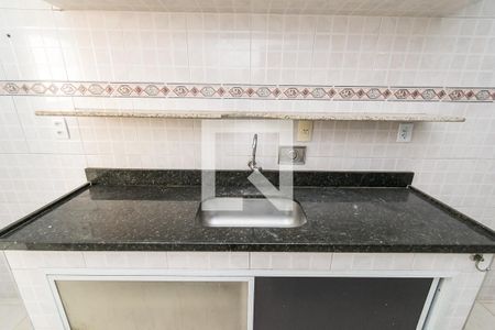 Casa à venda com 130m², 3 quartos e 1 vaga Casa à venda com 130m², 3 quartos e 1 vagaCozinha