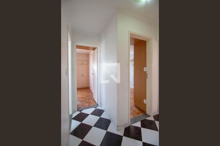 Apartamento à venda com 102m², 3 quartos e sem vaga Apartamento à venda com 102m², 3 quartos e sem vagaCorredor do apartamento