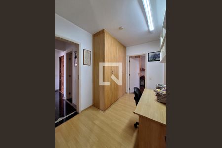 Apartamento à venda com 140m², 3 quartos e 3 vagasHall