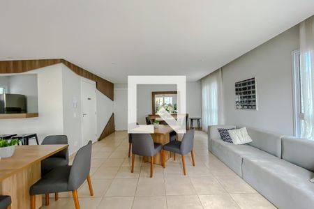 Apartamento para alugar com 55m², 2 quartos e 1 vaga Apartamento para alugar com 55m², 2 quartos e 1 vagaÁrea comum - Salão de festas