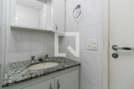 Apartamento à venda com 400m², 2 quartos e 15 vagas Apartamento à venda com 400m², 2 quartos e 15 vagasBanheiro 2