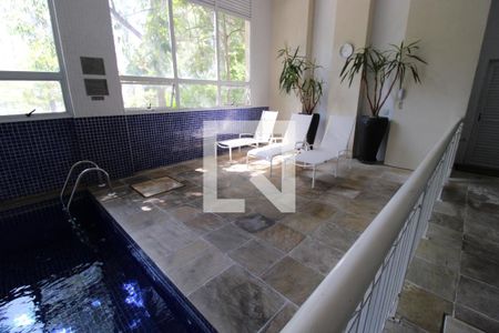 Apartamento à venda com 198m², 4 quartos e 3 vagasPiscina Coberta
