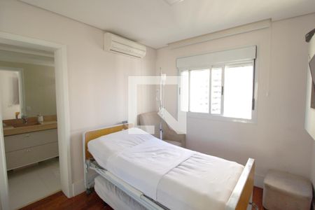 Apartamento à venda com 198m², 4 quartos e 3 vagasSuíte 2