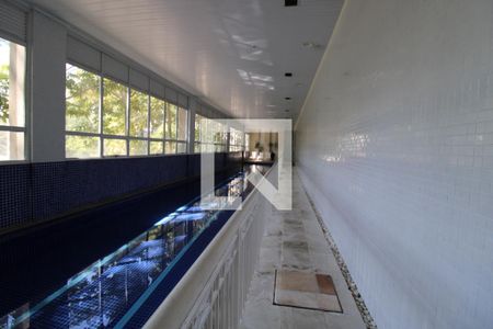 Apartamento à venda com 198m², 4 quartos e 3 vagasPiscina Coberta