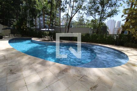 Apartamento à venda com 198m², 4 quartos e 3 vagasÁrea comum - Piscina