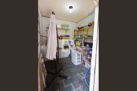 Casa à venda com 364m², 4 quartos e 3 vagasQuarto de ferramentas