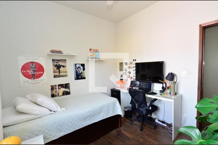 Casa à venda com 364m², 4 quartos e 3 vagasQuarto 3