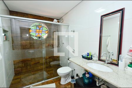 Casa à venda com 364m², 4 quartos e 3 vagasBanheiro suíte