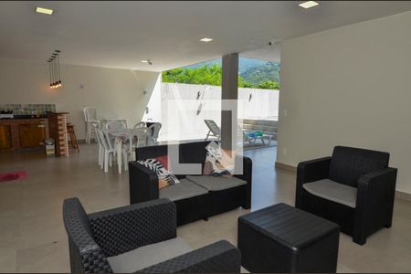 Casa de condomínio à venda com 420m², 4 quartos e 6 vagasÁrea gourmet