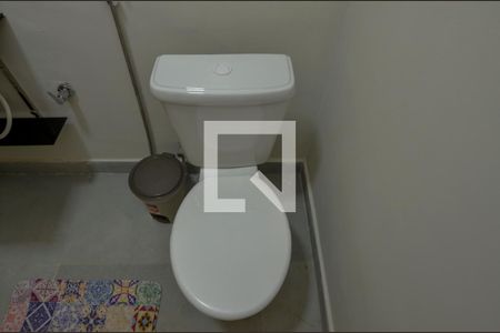 Casa de condomínio à venda com 420m², 4 quartos e 6 vagasLavabo