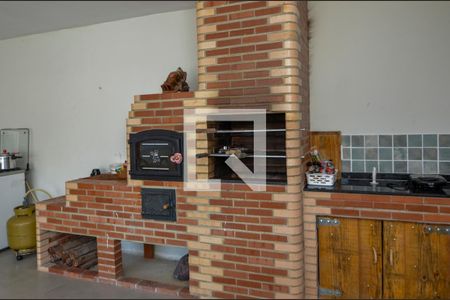 Casa de condomínio à venda com 420m², 4 quartos e 6 vagasÁrea gourmet