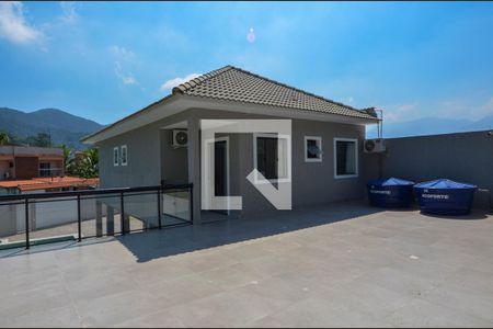 Casa de condomínio à venda com 420m², 4 quartos e 6 vagasVaranda da Suíte 3