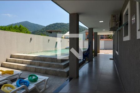 Casa de condomínio à venda com 420m², 4 quartos e 6 vagasÁrea externa