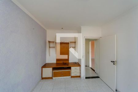 Quarto de casa para alugar com 3 quartos, 400m² em Vila Antonieta, São Paulo