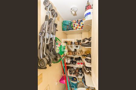Apartamento à venda com 100m², 3 quartos e 1 vaga Apartamento à venda com 100m², 3 quartos e 1 vagaÁrea de Serviço