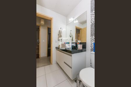 Apartamento à venda com 100m², 3 quartos e 1 vaga Apartamento à venda com 100m², 3 quartos e 1 vagaBanheiro Social