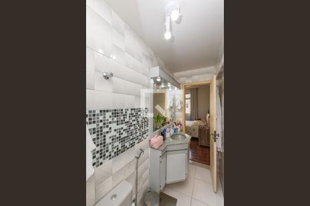 Apartamento à venda com 100m², 3 quartos e 1 vaga Apartamento à venda com 100m², 3 quartos e 1 vagaBanheiro da Suíte