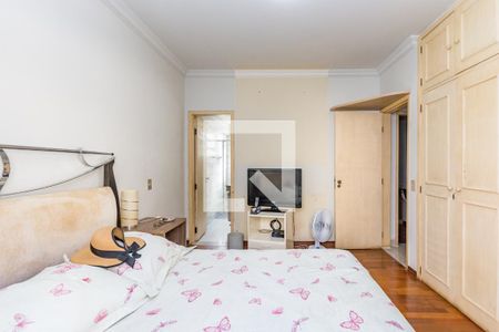 Apartamento à venda com 100m², 3 quartos e 1 vaga Apartamento à venda com 100m², 3 quartos e 1 vagaSuíte