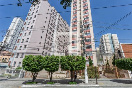 Apartamento à venda com 45m², 1 quarto e sem vaga Apartamento à venda com 45m², 1 quarto e sem vagaFachada