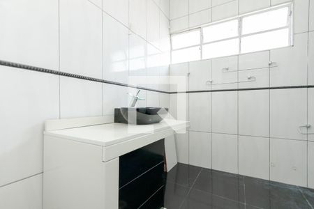 Apartamento à venda com 101m², 2 quartos e sem vaga Apartamento à venda com 101m², 2 quartos e sem vagaBanheiro
