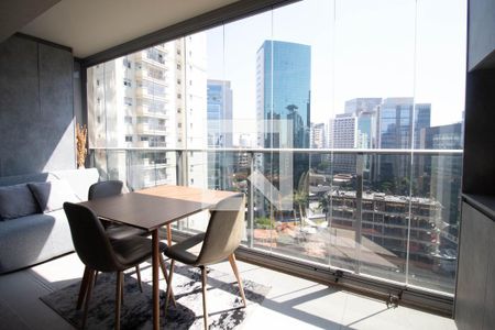 Varanda de kitnet/studio para alugar com 1 quarto, 36m² em Pinheiros, São Paulo