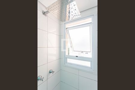 Banheiro de apartamento à venda com 2 quartos, 45m² em Parque Bristol, São Paulo