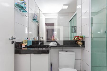 Banheiro de apartamento à venda com 2 quartos, 45m² em Parque Bristol, São Paulo