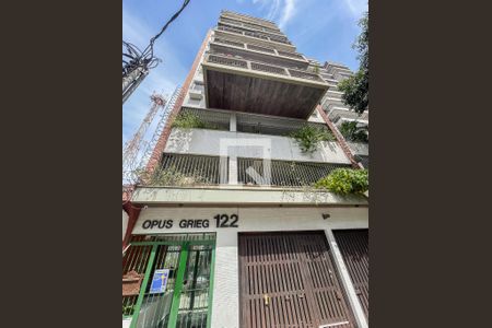 Apartamento à venda com 138m², 2 quartos e 2 vagasFachada