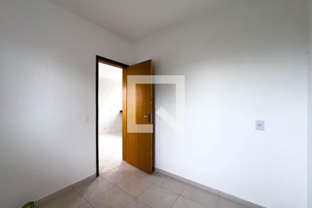 Quarto 1 de apartamento para alugar com 2 quartos, 39m² em Vila Aricanduva, São Paulo