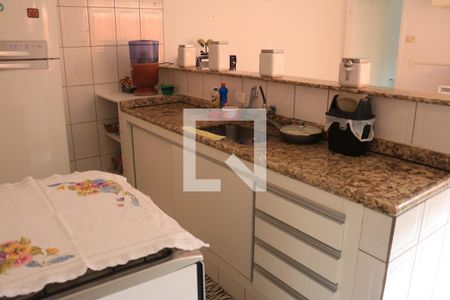 Casa à venda com 300m², 3 quartos e 2 vagasCozinha