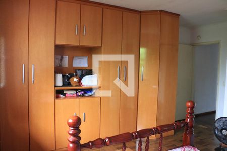 Casa à venda com 300m², 3 quartos e 2 vagasSuíte 3