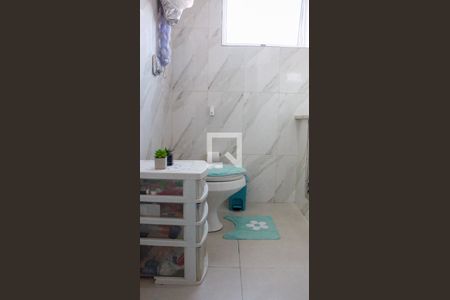 Casa à venda com 150m², 2 quartos e 2 vagas Casa à venda com 150m², 2 quartos e 2 vagasBanheiro 1