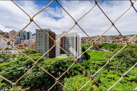 Vista  Varanda Sala de apartamento à venda com 3 quartos, 88m² em Vila Paris, Belo Horizonte