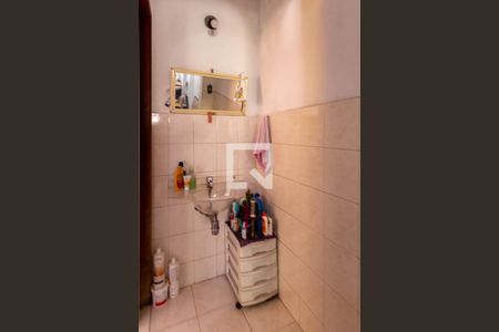 Banheiro de casa à venda com 1 quarto, 64m² em Dom Bosco, Belo Horizonte
